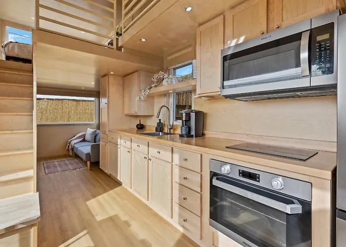 Holiday home Tiny Near Grand Canyon Sleeps 5, Epic Views!