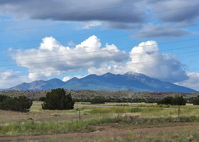 Tiny Near Grand Canyon Sleeps 5, Epic Views! * Flagstaff