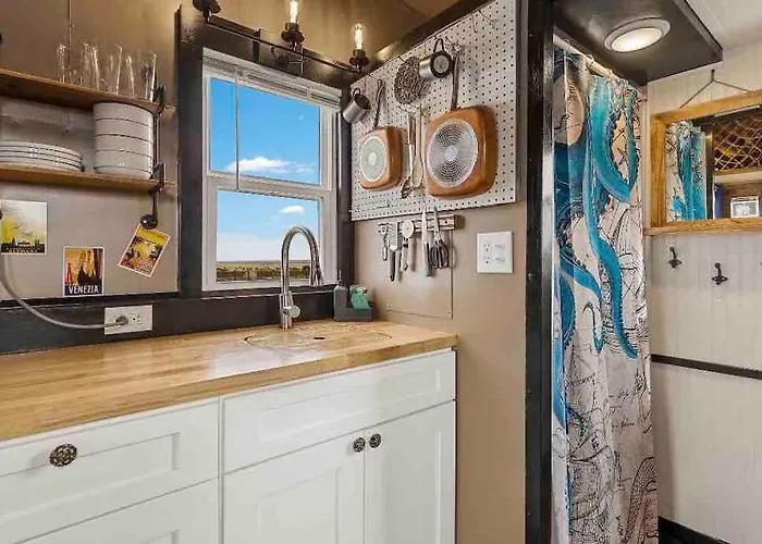 Holiday home Tiny Near Grand Canyon Sleeps 5, Epic Views!