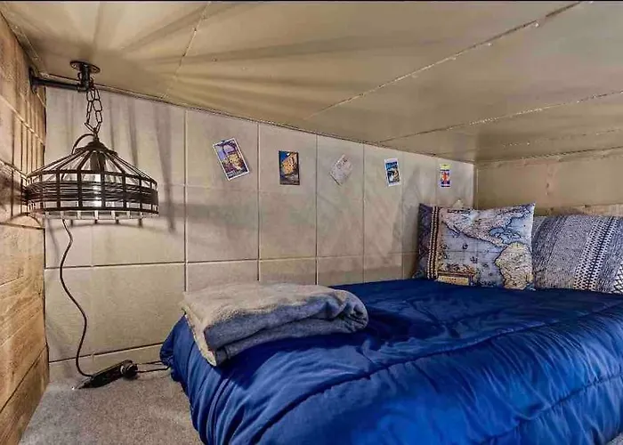 Tiny Near Grand Canyon Sleeps 5, Epic Views! Flagstaff